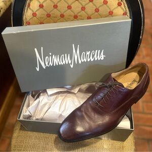 Neiman Marcus Men's Leather Dress Shoes
Size 13